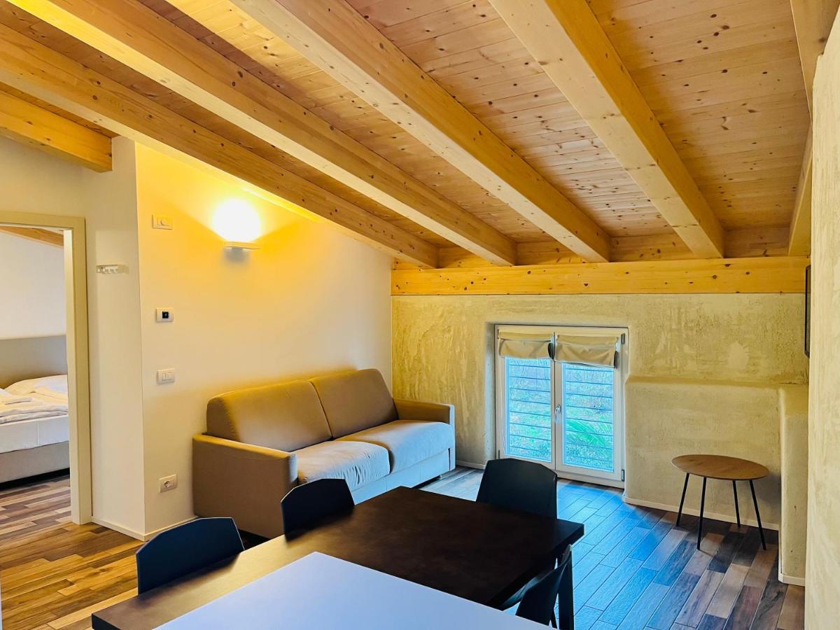 Albola Suite Holiday Apartments Ρίβα ντελ Γκάρντα Εξωτερικό φωτογραφία