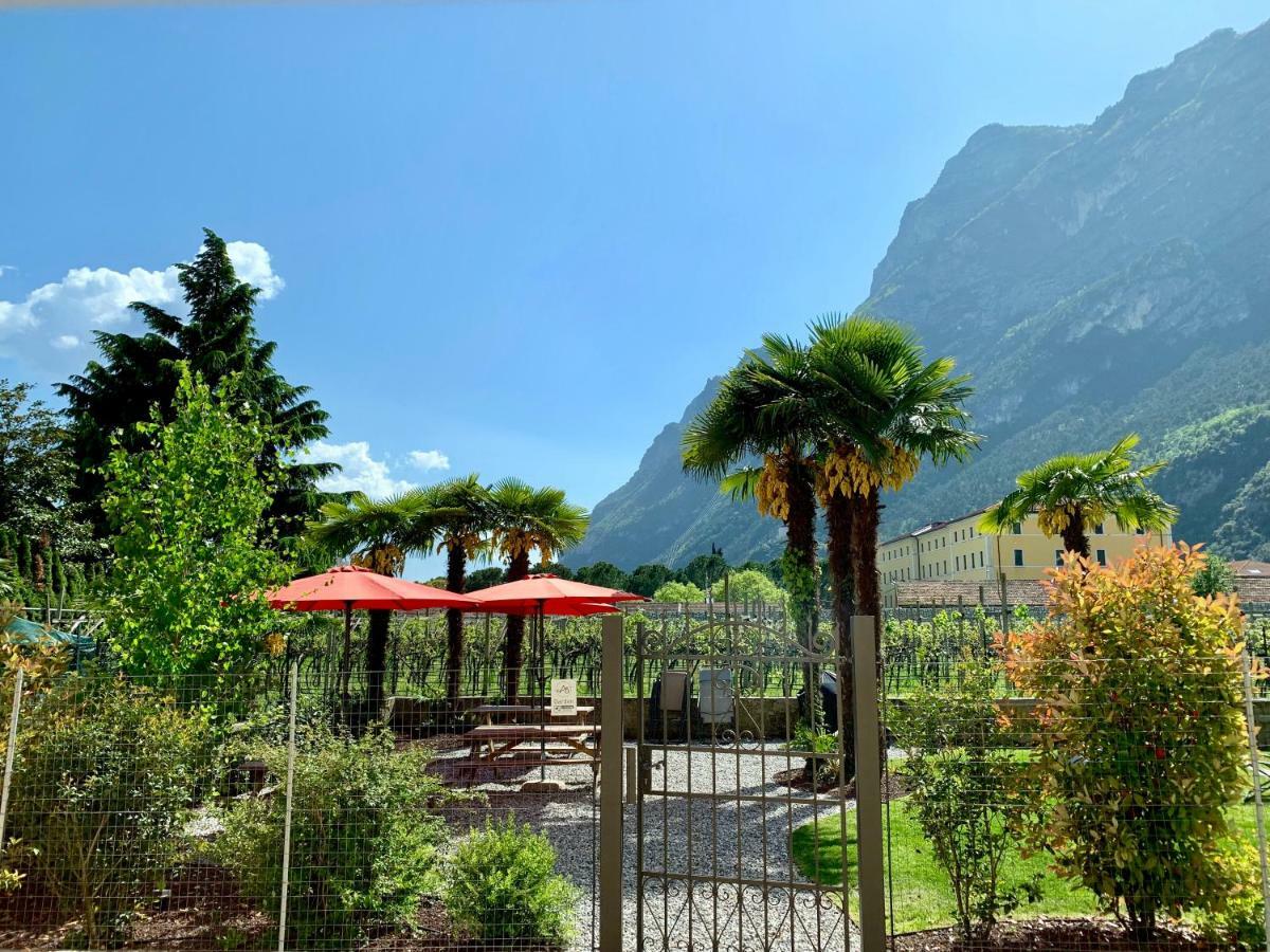Albola Suite Holiday Apartments Ρίβα ντελ Γκάρντα Εξωτερικό φωτογραφία